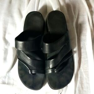 Sz 10 Bass Leather Sandals